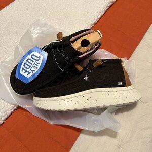 Hey Dude ‘Wendy Peak’ Shoes